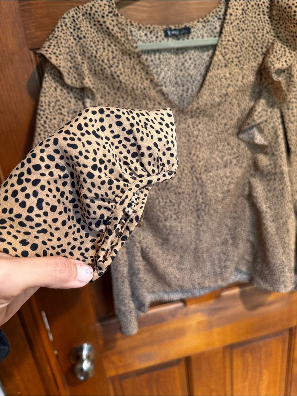 116A. Very J Brown Leopard Print V-Neck Ruffle Shoulder Blouse - Picture 3 of 9